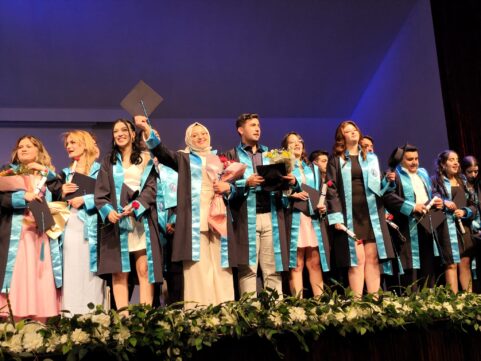 Bölümümüz ilk mezunlarını verdi